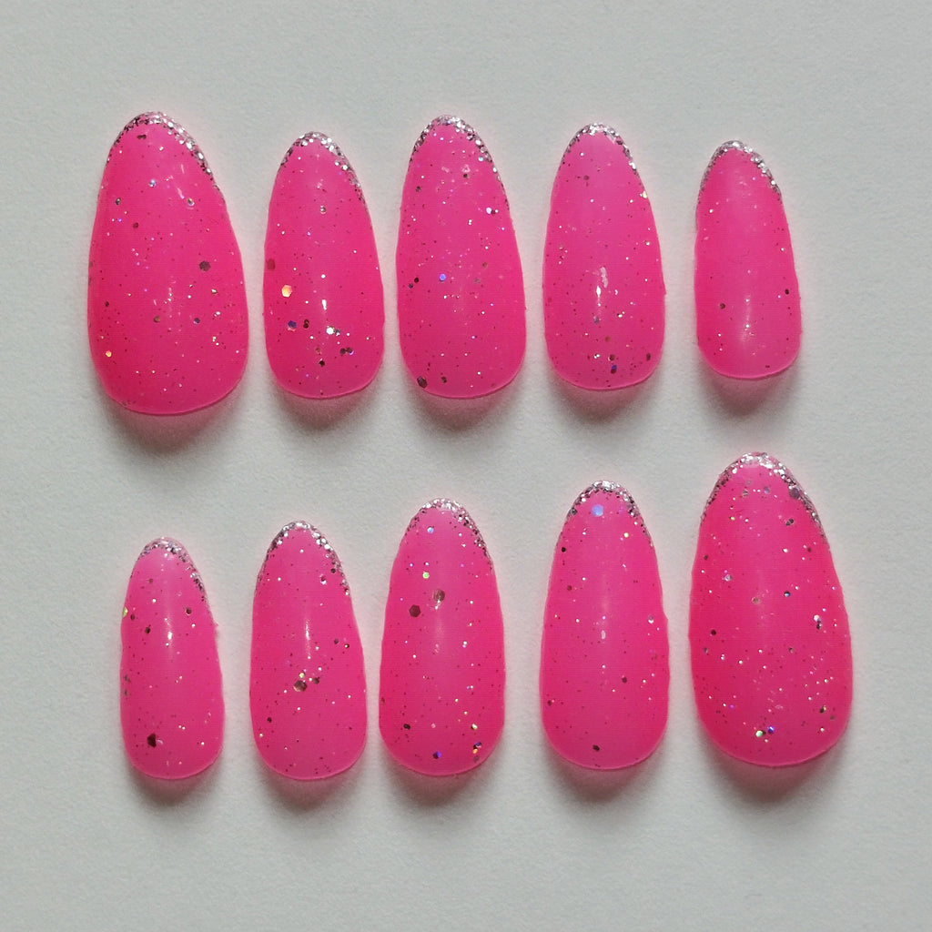 Fuchsia à pointe argentée